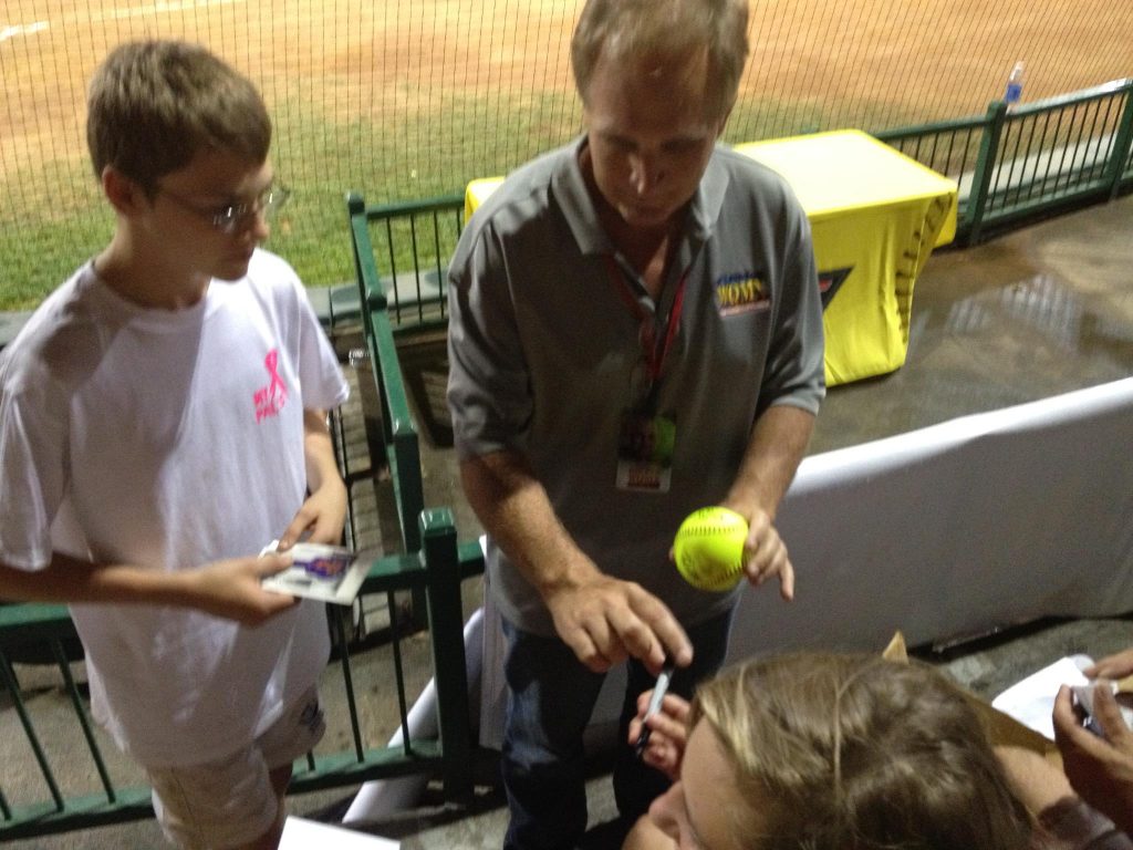 616624_475595892451223_2122546386_o